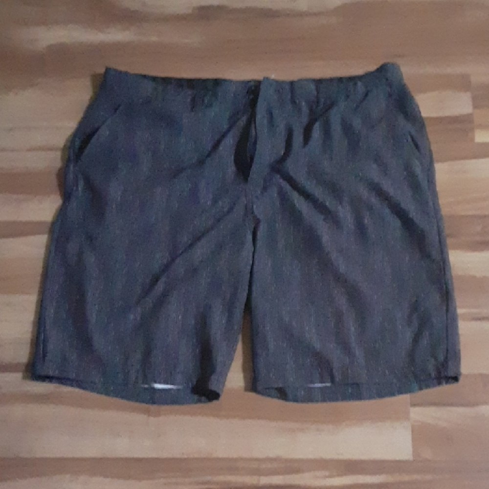Men's Stylish Charcoal Flat Front Shorts